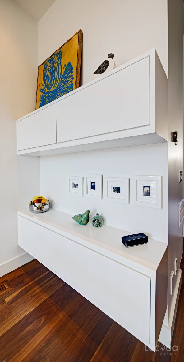 Lytton - Wall Unit