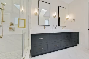Varsity: Primary Bathroom
