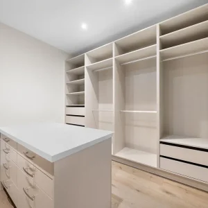 Lancelot - Primary Closet